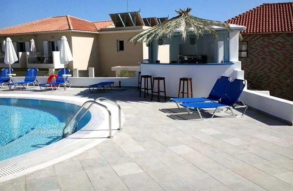 Viva Mare Foinikounta Aparthotel Finikounta Luaran gambar